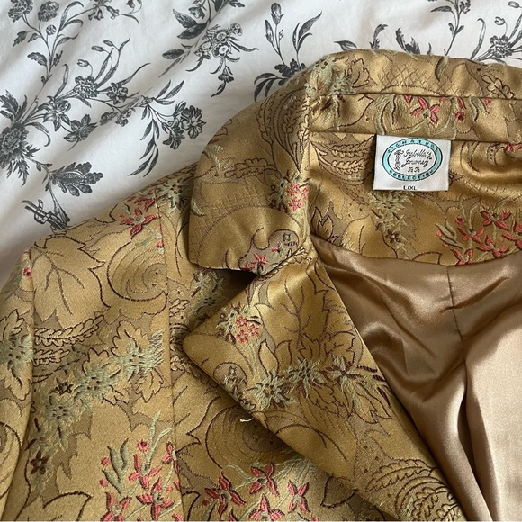 Embroidered Floral Gold Blazer - Picture 9 of 10